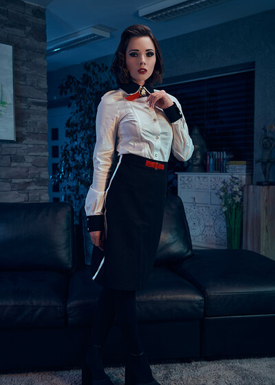 Eve Sweet in Bioshock Burial At Sea from VR Cosplay X