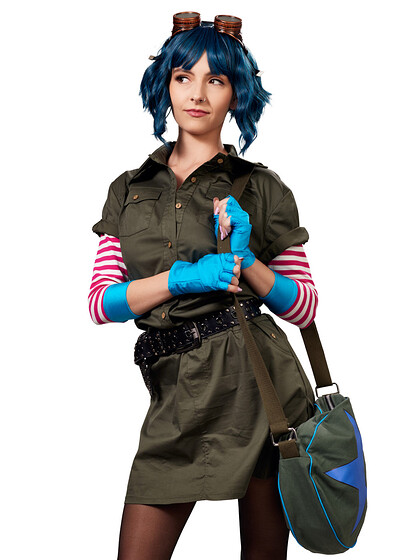 Serena Hill in Scott Pilgrim Vs The World Ramona Flowers from VR Cosplay X