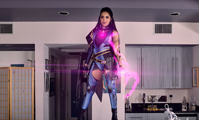 Madison Wilde in Valorant Reyna from VR Cosplay X