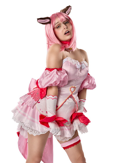 Leana Lovings in Tokyo Mew Mew from VR Cosplay X
