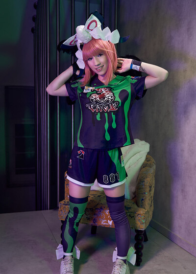 Kate Quinn in Pokemon Sword Gym Leader Klara from VR Cosplay X