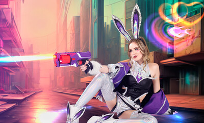 Scarlett Sage in League Of Legends Battle Bunny Miss Fortune from VR Cosplay X