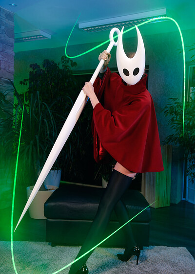 Stacy Cruz in Hollow Knight Hornet from VR Cosplay X