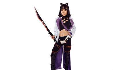 Aria Valencia in RWBY Blake Belladonna from VR Cosplay X
