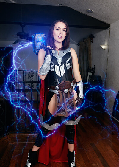 Freya Parker in Thor Love and Thunder from VR Cosplay X