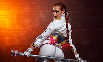 Veronica Leal in Apex Legends Loba from VR Cosplay X