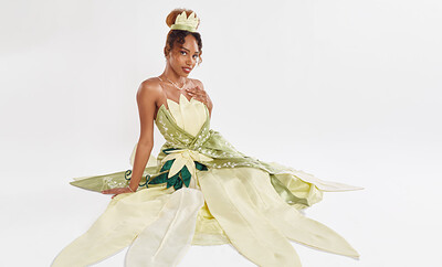 Lacey London in The Princess And The Frog Tiana from VR Cosplay X