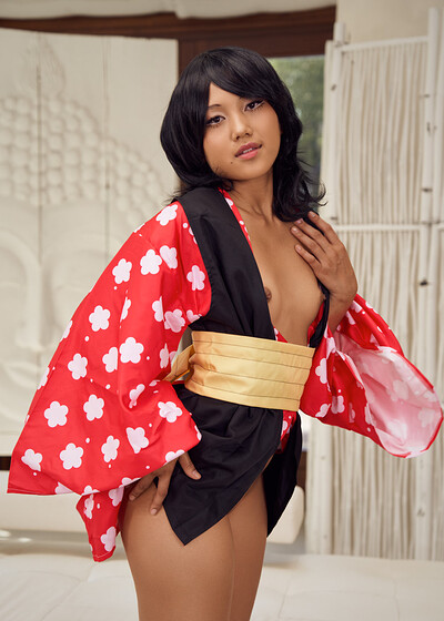 Mai Thai in Kimetsu No Yaiba Makomo from VR Cosplay X