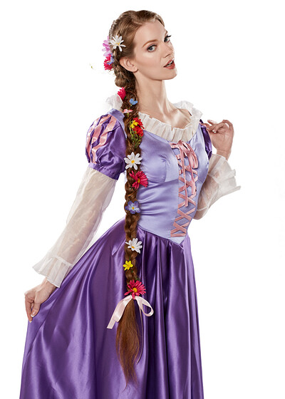 Erin Everheart in VR Cosplay X set Rapunzel