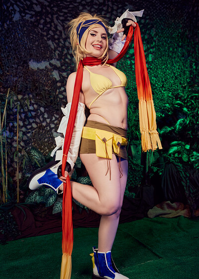 Dresden in Final Fantasy X Rikku from VR Cosplay X
