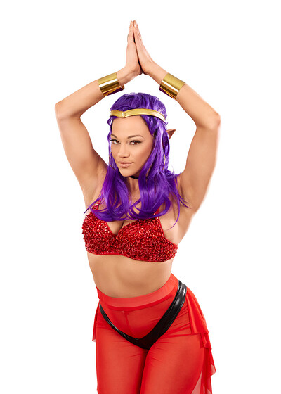 Mona Azar in Shantae from VR Cosplay X