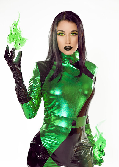 Alex Coal in VR Cosplay X set Kim Possible Shego