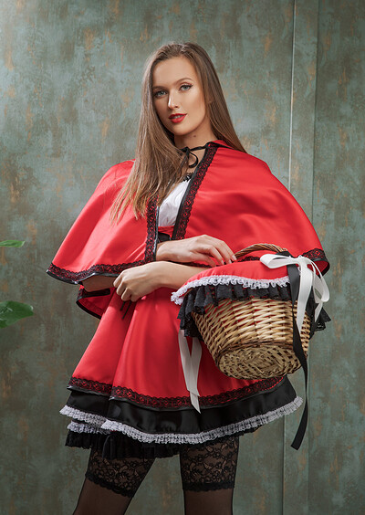 Stacy Cruz in Red Riding Hood from VR Cosplay X