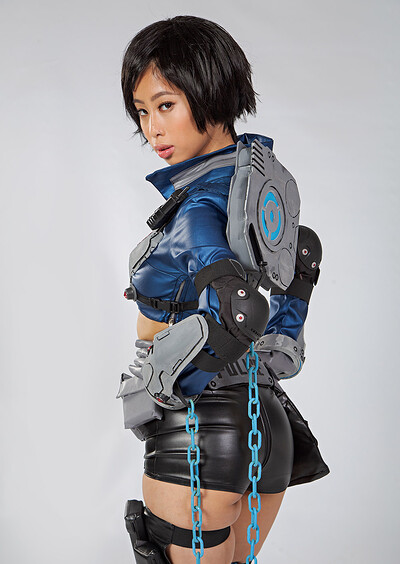 Jade Kush in Astral Chain from VR Cosplay X