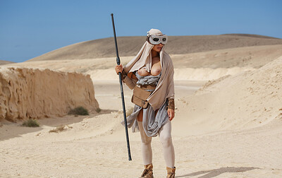 Taylor Sands in Star Wars XXX Parody from VR Cosplay X