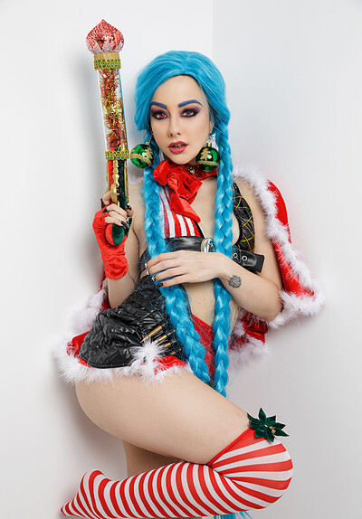 Alessa Savage in Jinx from VR Cosplay X
