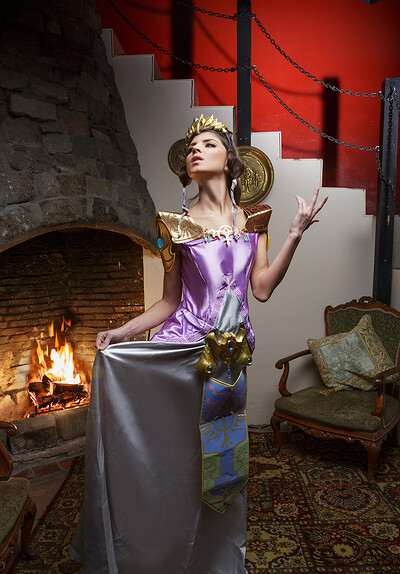 Gina Gerson in Zelda from VR Cosplay X