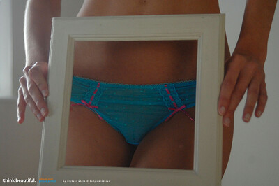 Nikkala Stott in Body In Mind set Picture Perfect