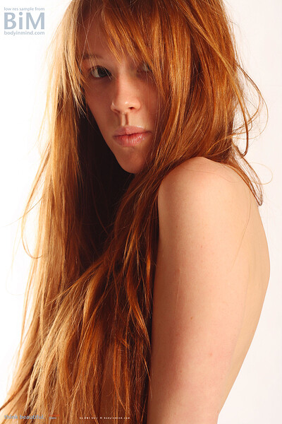 Hannah in Jeans from Body In Mind