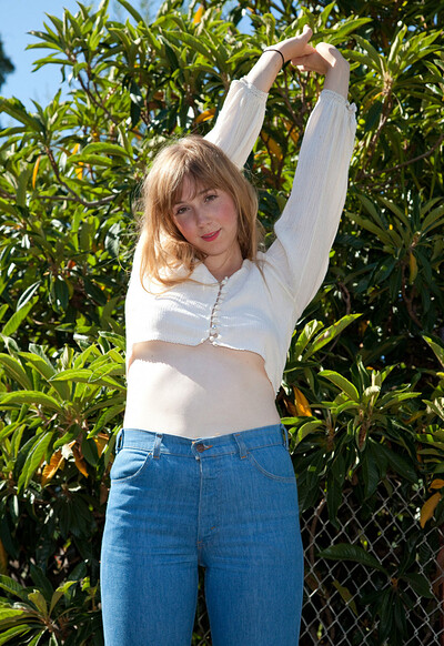 Tilly Hannon in Kisses from Zishy