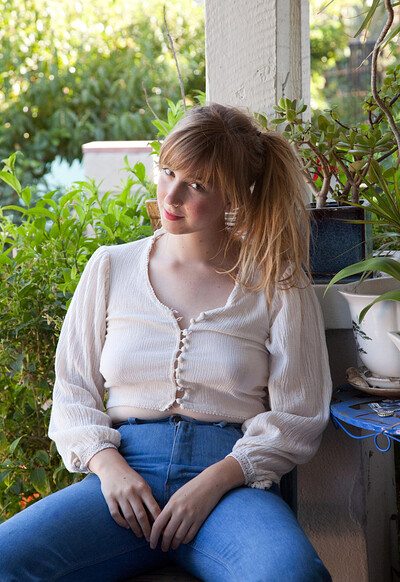Tilly Hannon in Kisses from Zishy