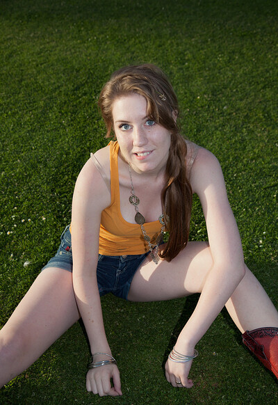 Olivia Pelton in On Barnard Way from Zishy