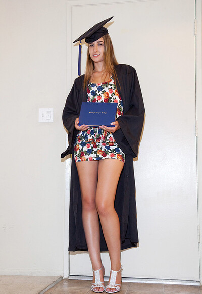 Jules Diamond in Zishy set The Graduate