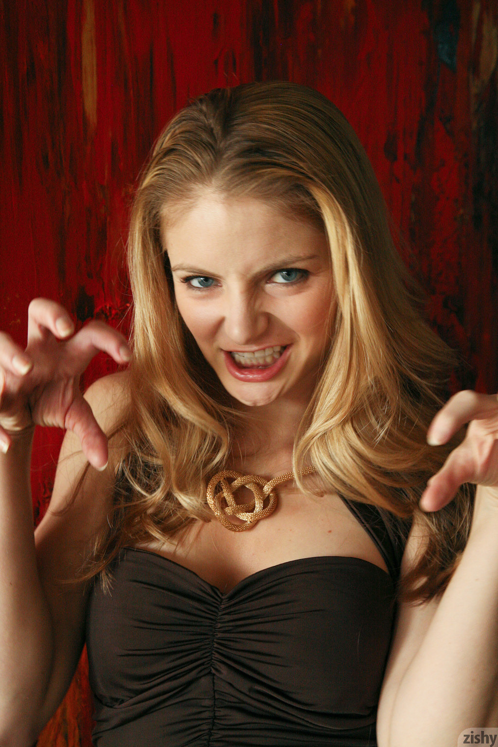 Jules Hartley in Zishy set The Storyteller
