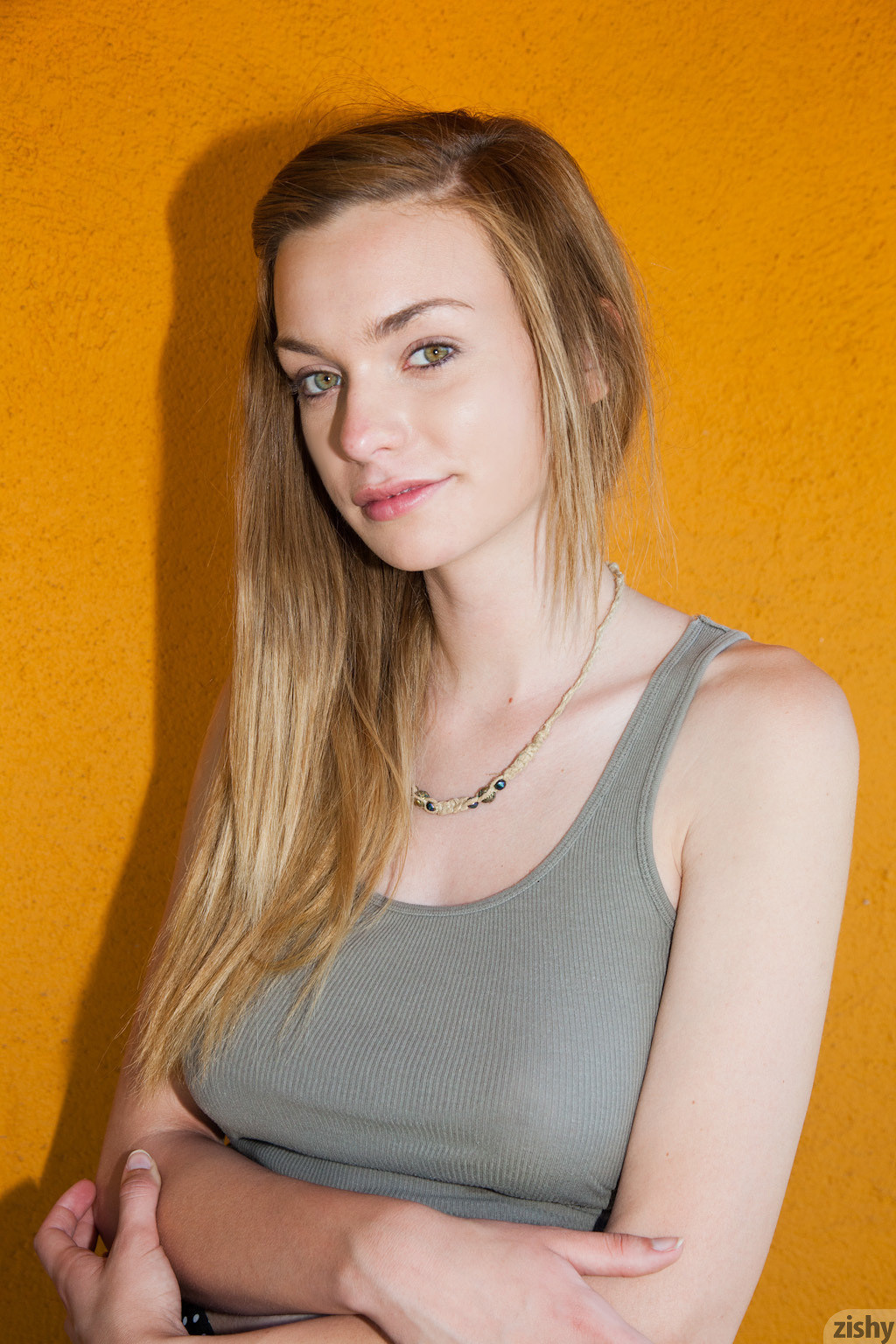 Courtney Laudner in Zishy set Photo Friendly