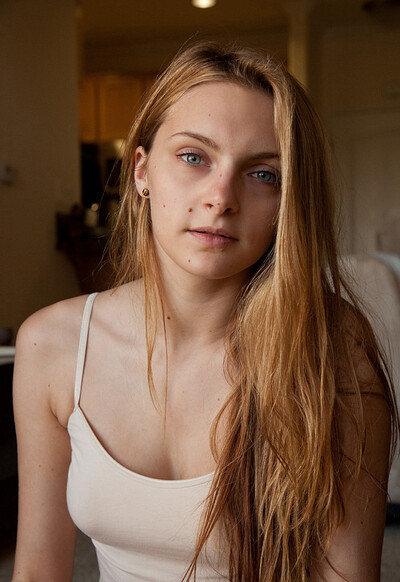Kennedy Nash in Home Body from Zishy