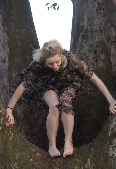 Veronica Hatley in Columbia Park from Zishy