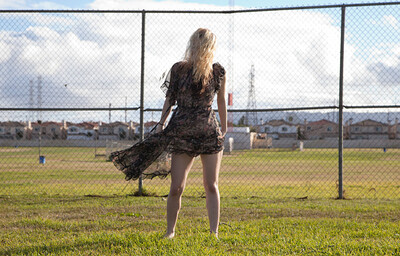 Veronica Hatley in Columbia Park from Zishy