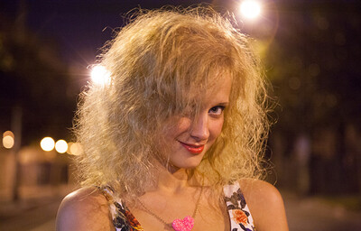 Alice Wonder in The Smoking Gun from Zishy