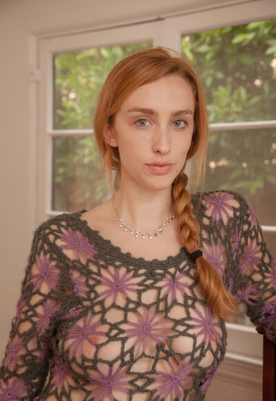 Phoebe Keller in Loose Knit from Zishy