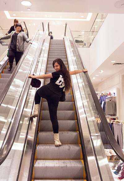 Caroline Ray in Fox Hills Mall from Zishy