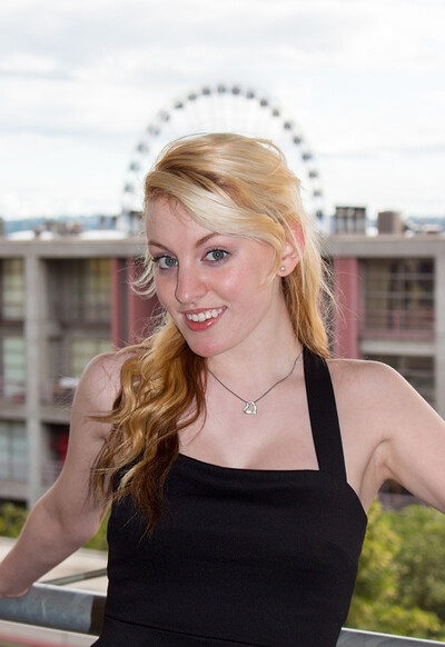 Wynne Leonard in That Seattle Place from Zishy