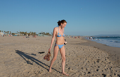 Anya Amsel in Venice Is Crazy from Zishy