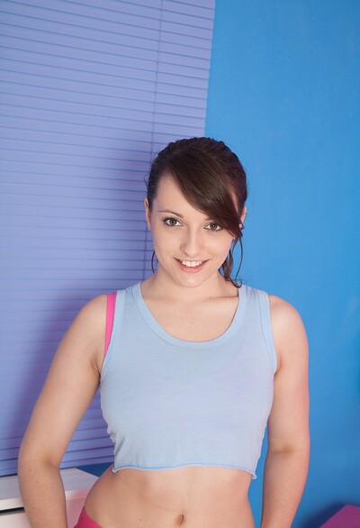 Chloe Lane in Chloe Lane's bush debut not to be missed from We Are Hairy
