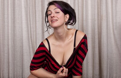 Sadie Lune in Sexy Sadie Lune strips in red and black from We Are Hairy