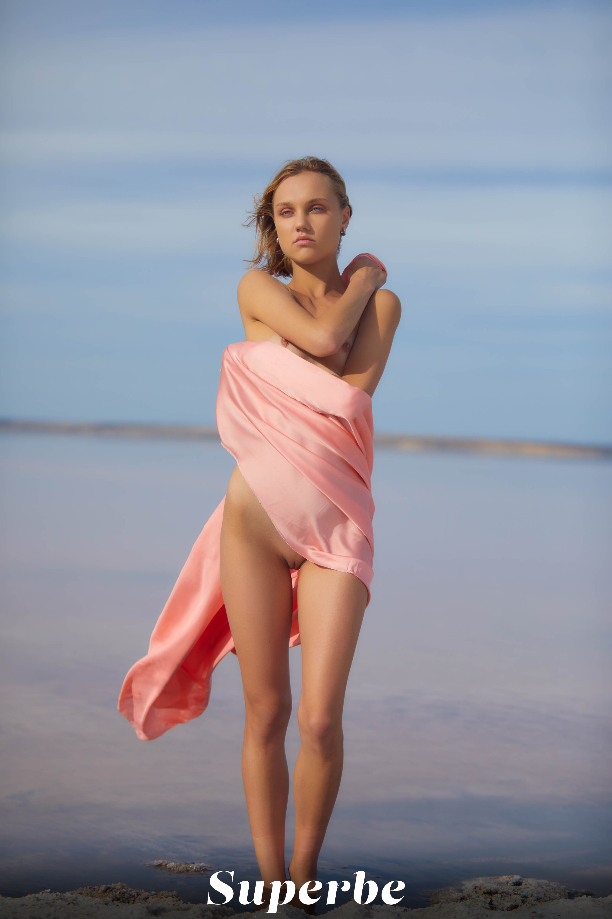 Hannah Ray in Superbe set Dead Sea Poems