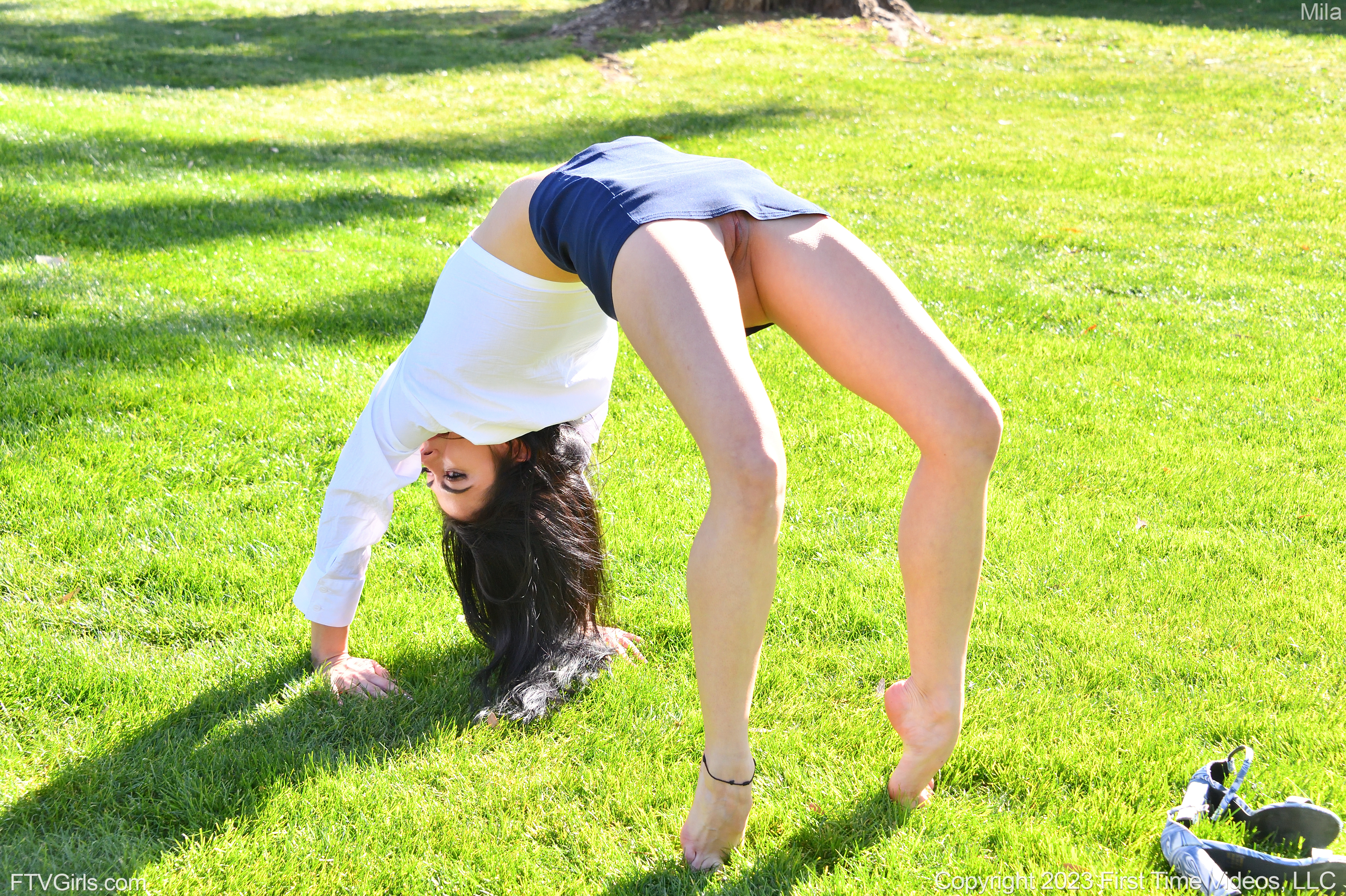 Mila in Ftv Girls set Acrobatics In Public