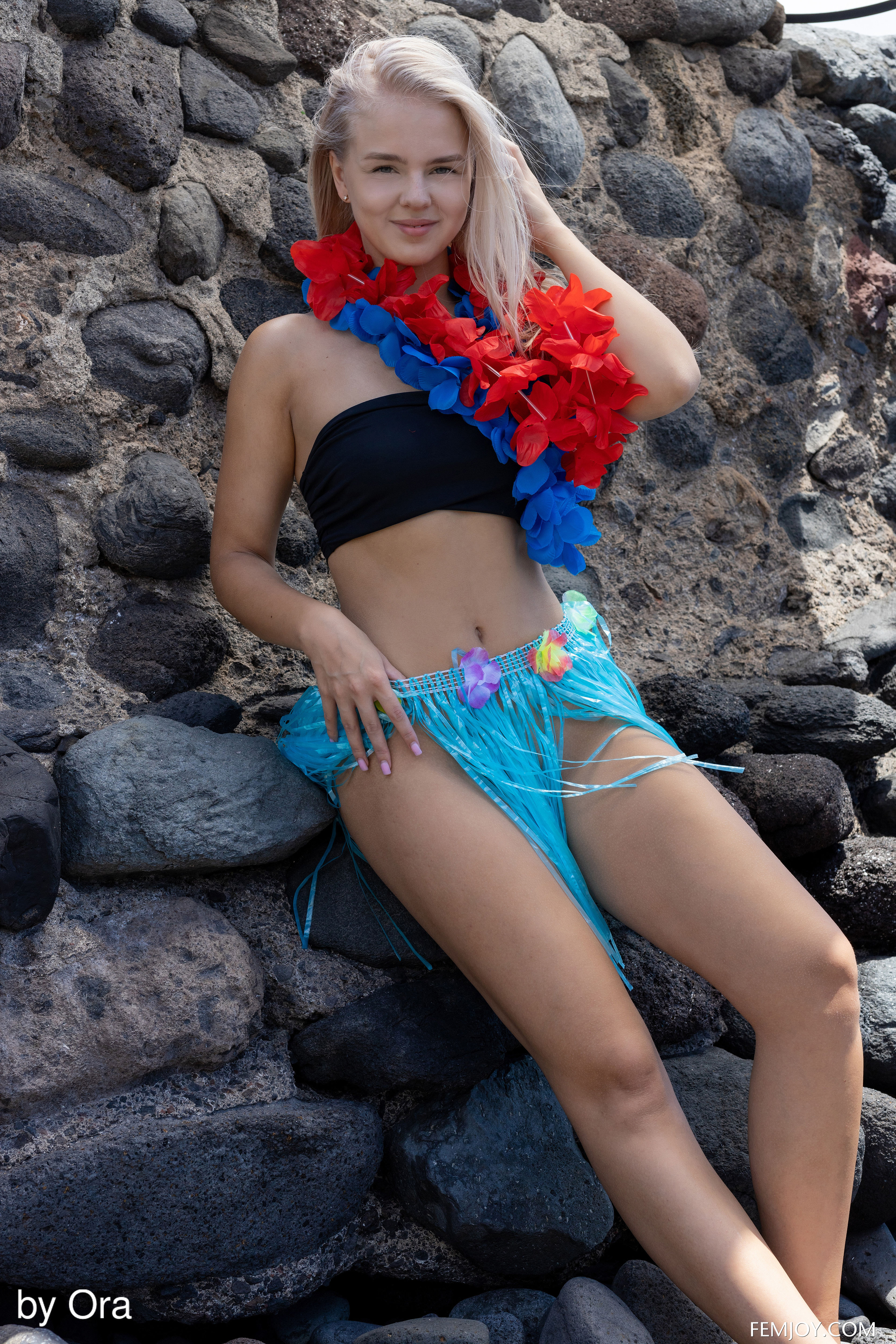 Emma K in Femjoy set Aloha