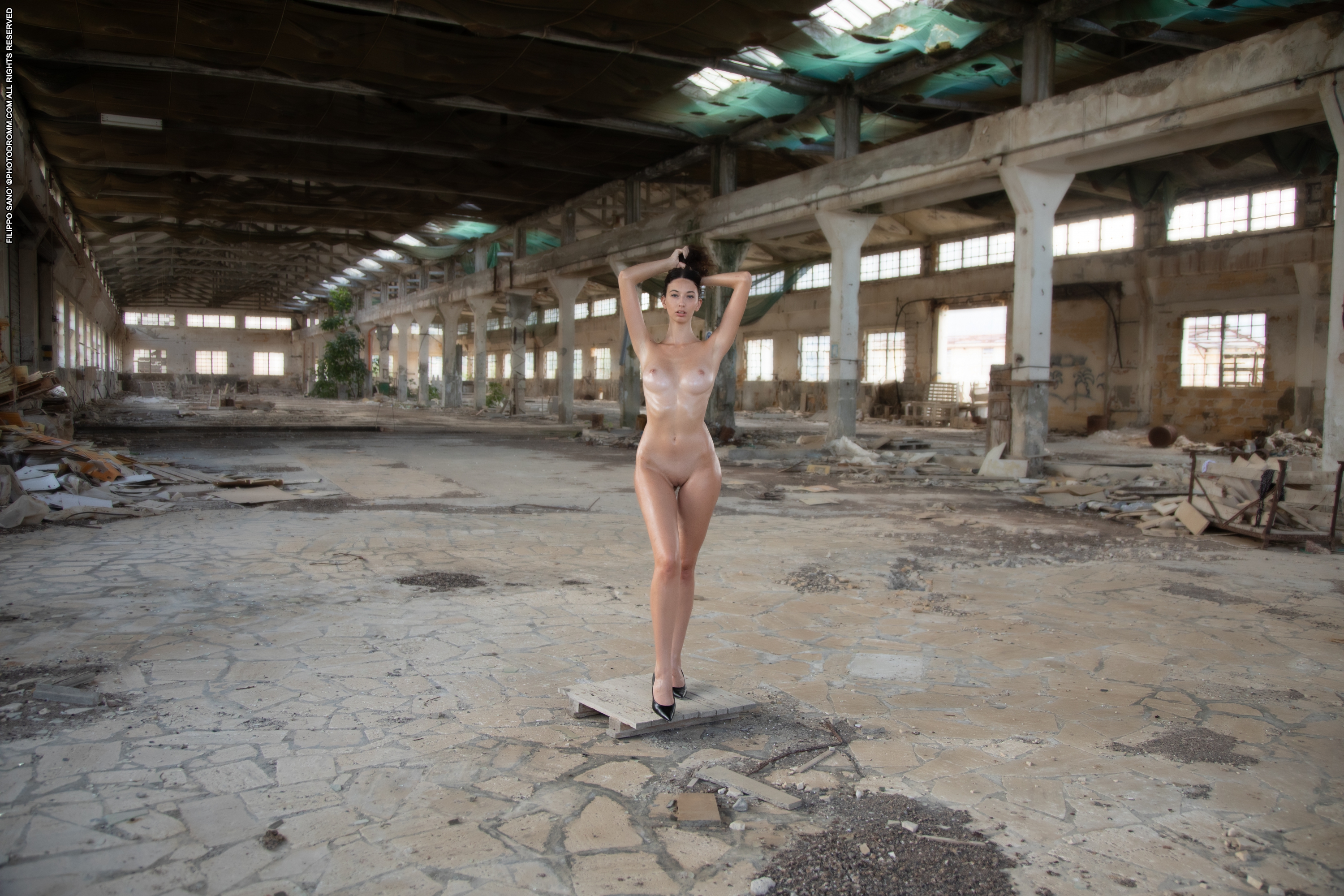 Portia in Photodromm set Inside The Factory