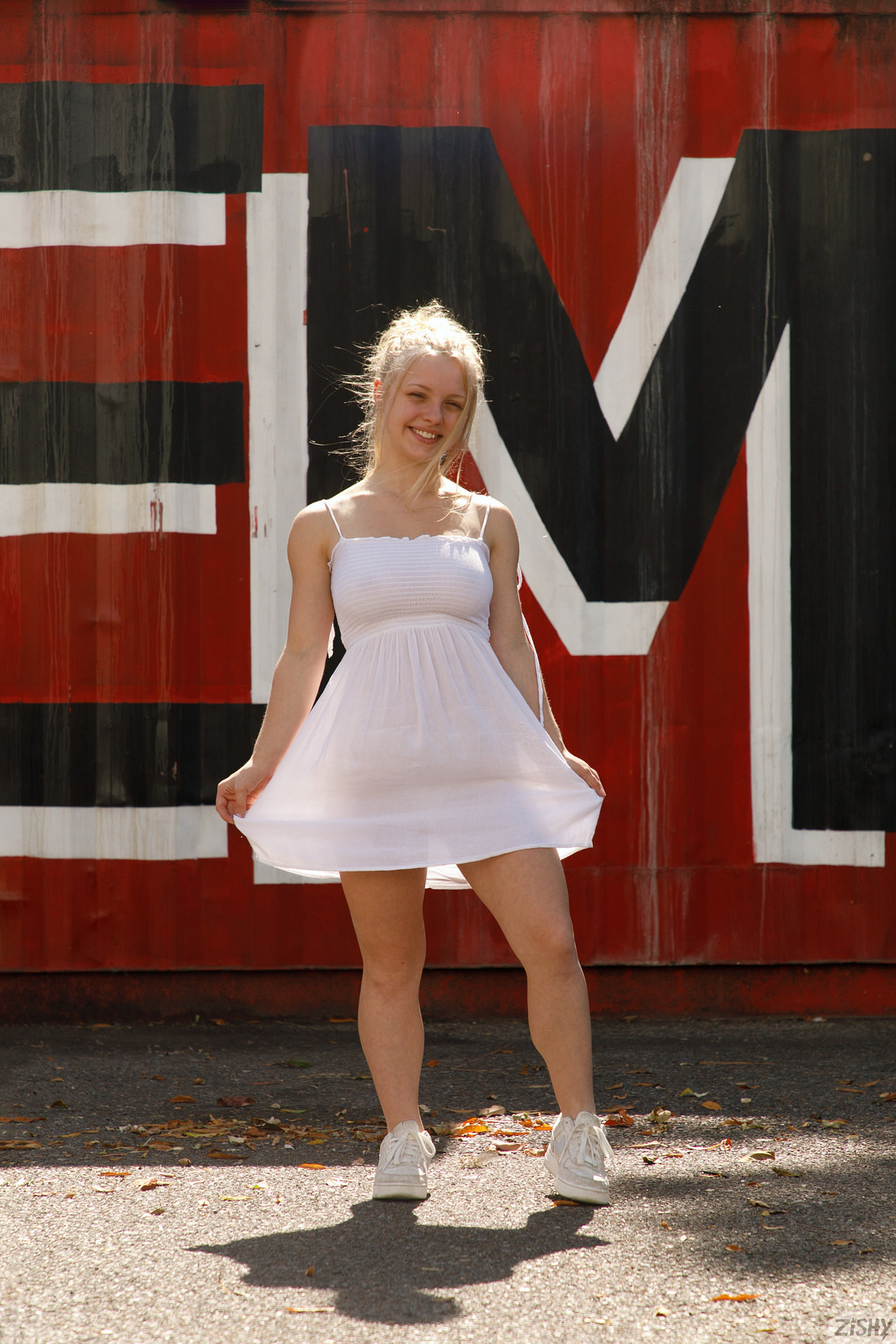 Kylie Shay in Zishy set Bitesize Memphis
