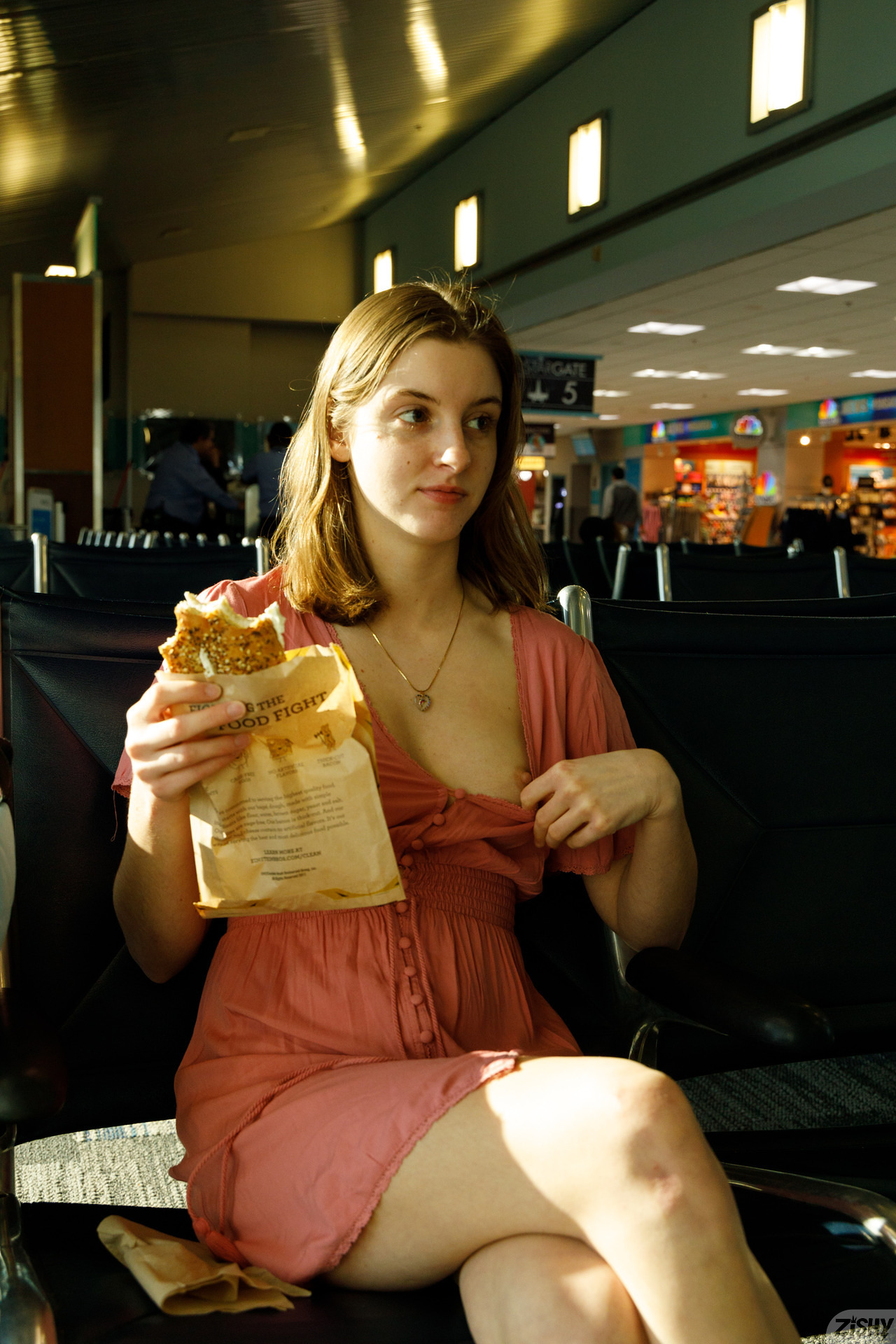 Meadow Brink in Zishy set Airport Bagels