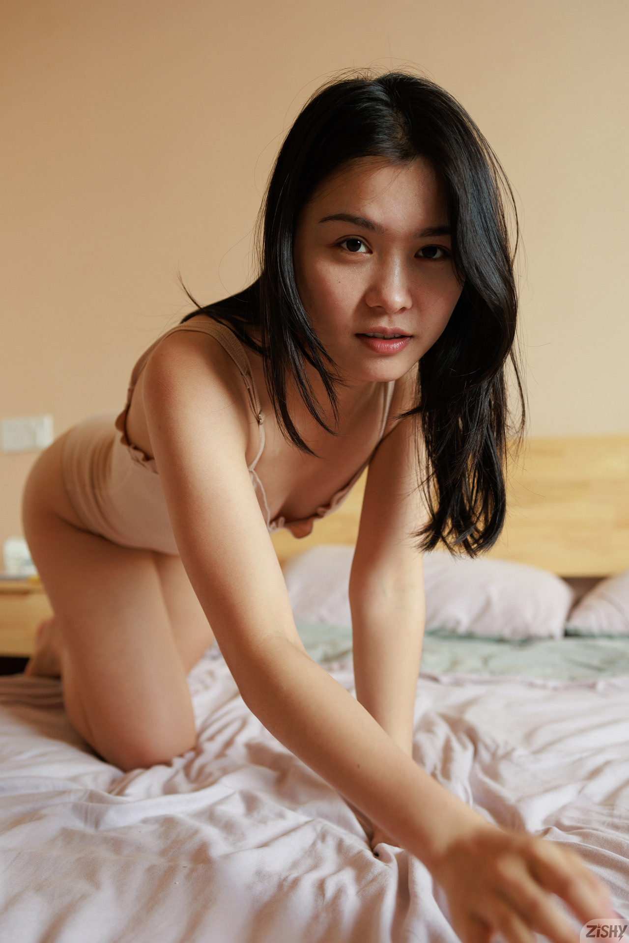 Banana Li Soft in Zishy set Serve China