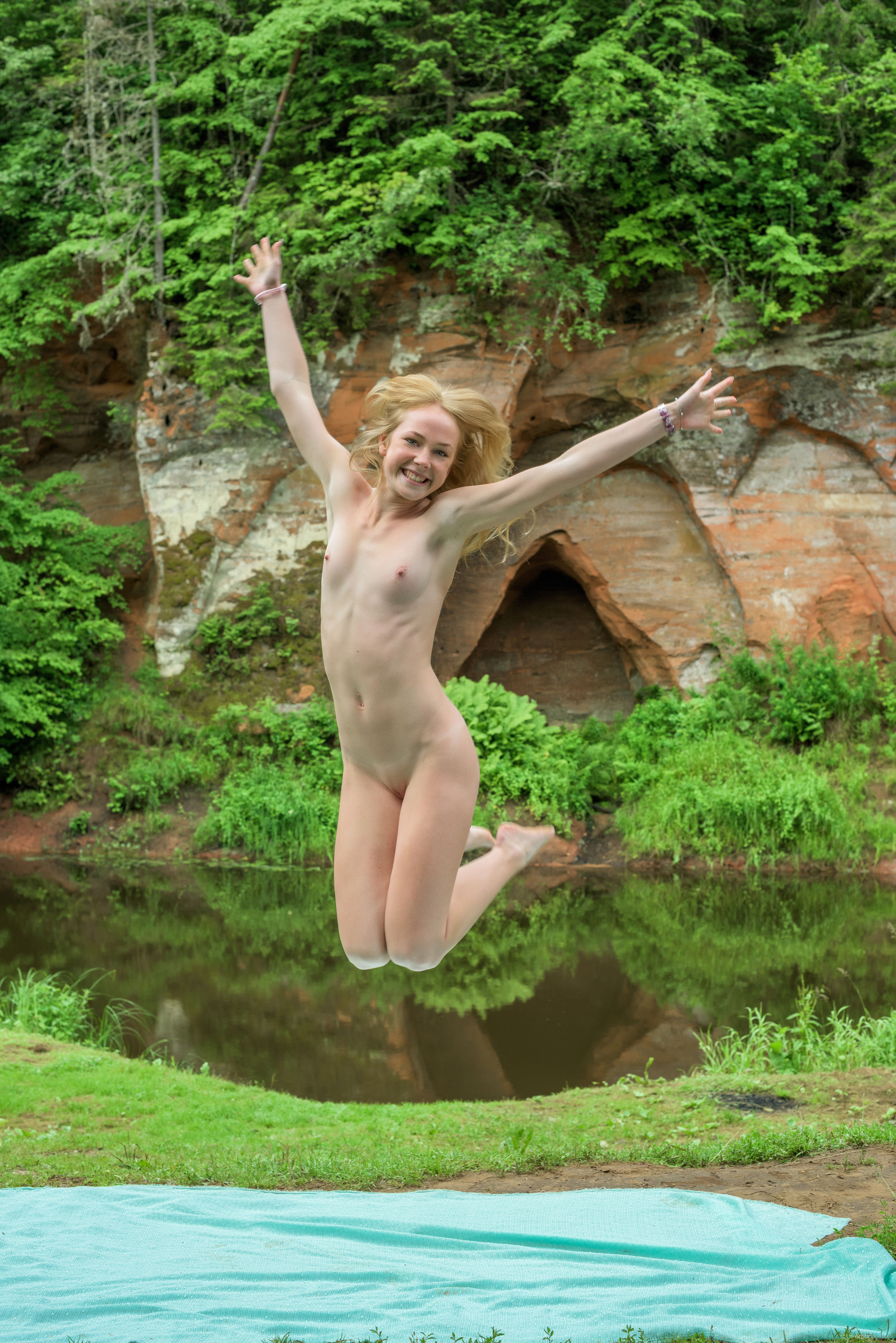 Runa in Erotic Beauty set Loving Outdoors