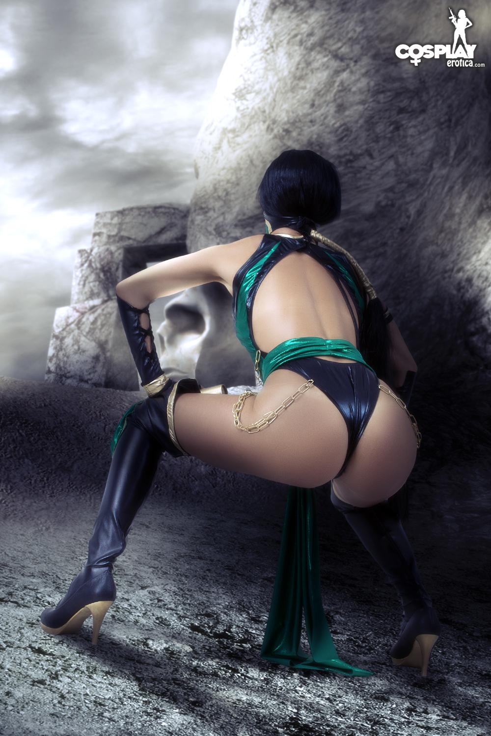 Brownie Nude in Jade from Mortal Kombat - Free Cosplay Erotica Picture  Gallery at Elite Babes