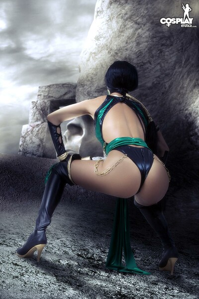 Brownie in Jade from Mortal Kombat from Cosplay Erotica