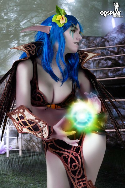 Cassie in Night elf from World of Warcraft from Cosplay Erotica